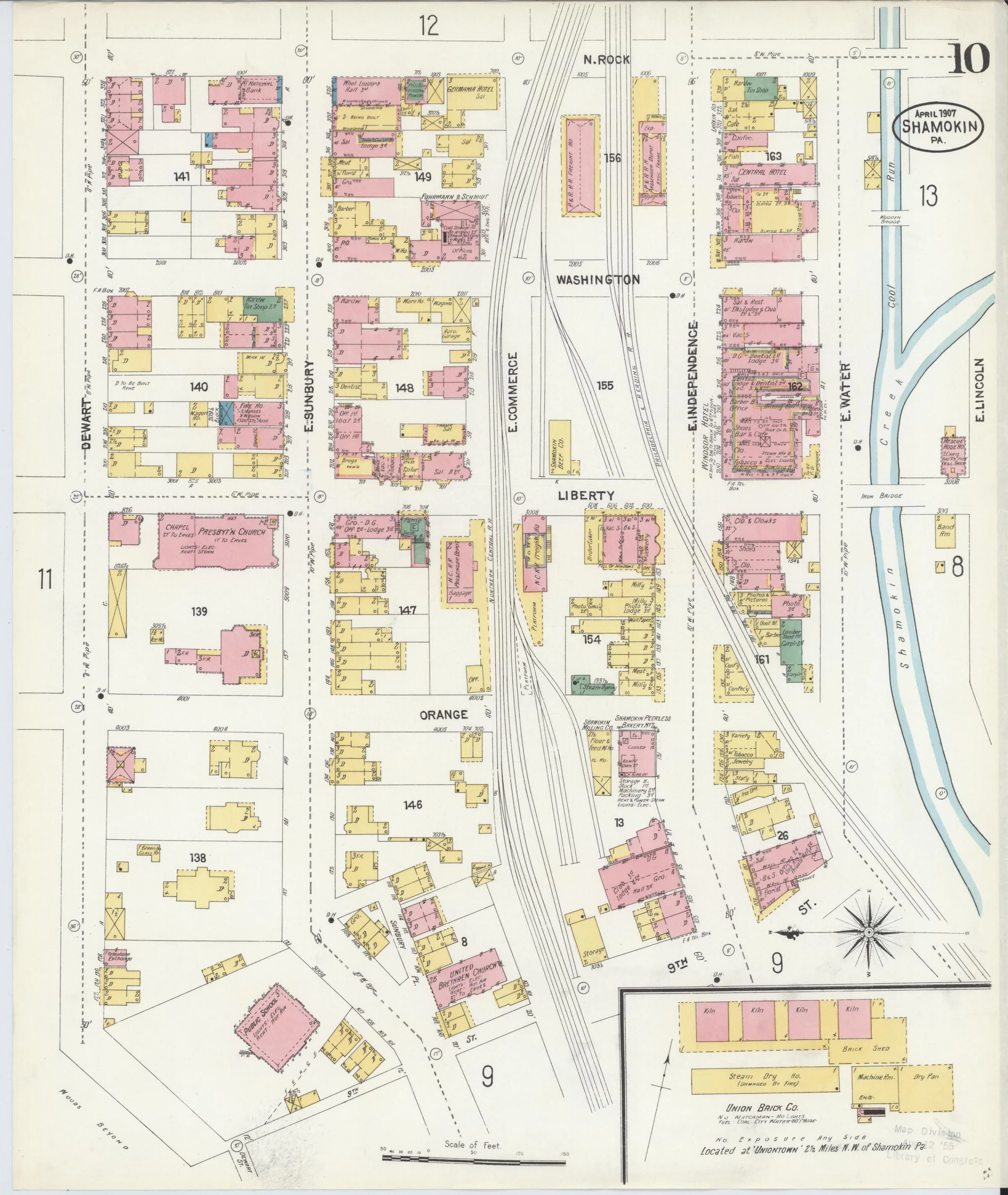 Page 10 of the April 1907 Shamokin Sanborn fire-insurance maps; streets, building footprints, and map symbols.